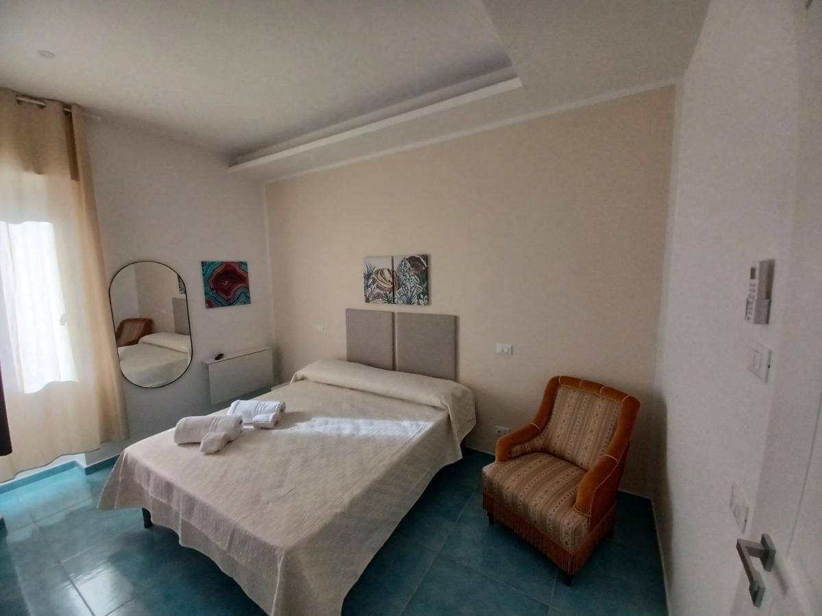 B&B Due Stanzulelle Salerno Exterior photo