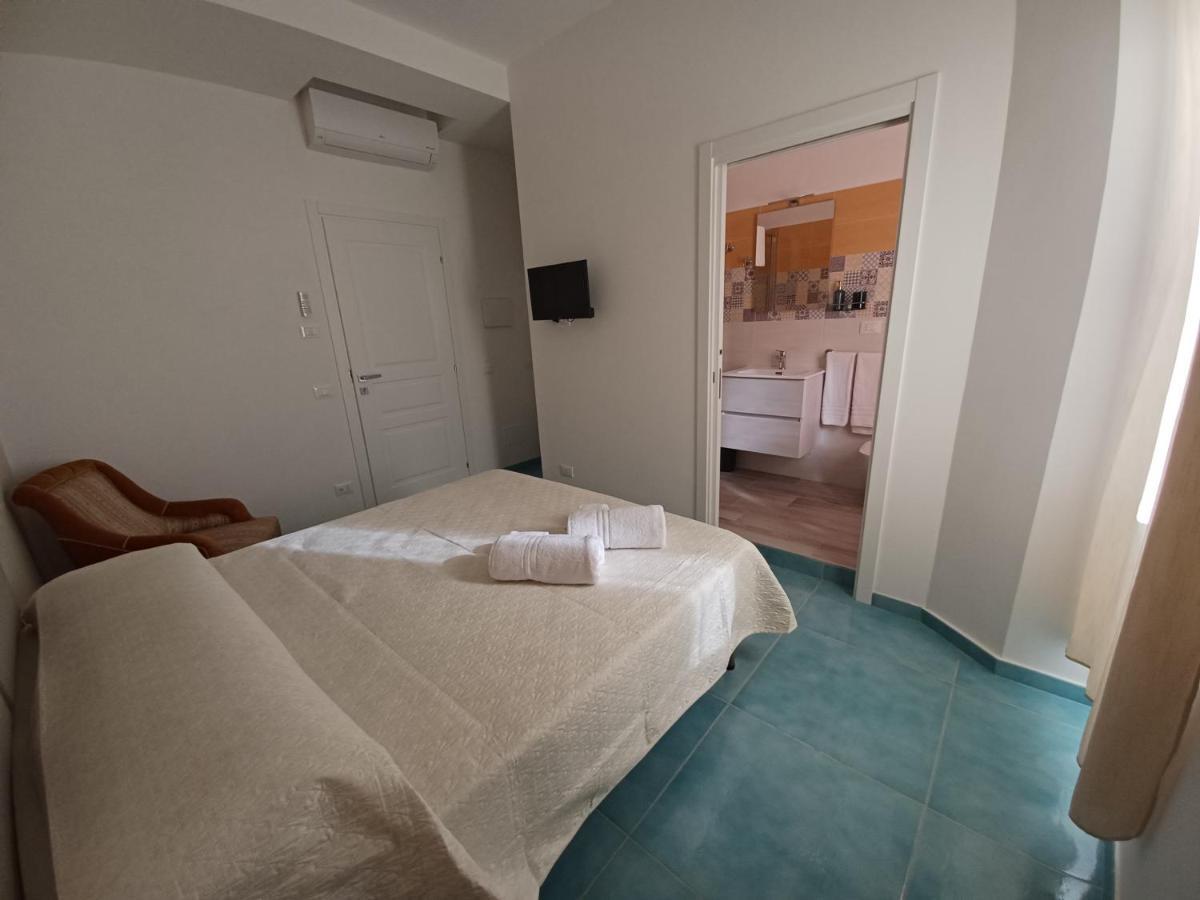 B&B Due Stanzulelle Salerno Exterior photo